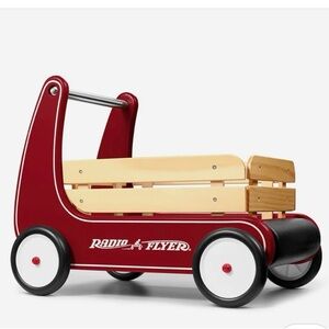 Radio Flyer Classic Red Wagon